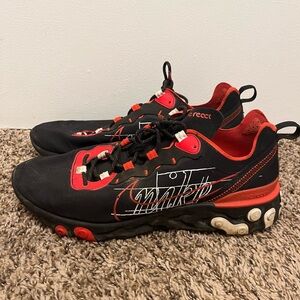 Men’s Nike Sneakers